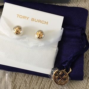 Tory Burch Pearl earrings